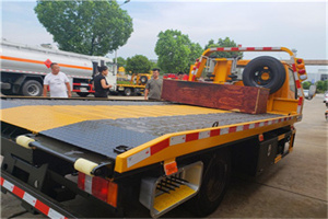 平果附近拖车电话号码服务