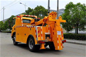 平果高速路拖车费