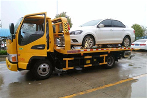 平果附近拖车救援24小时服务热线